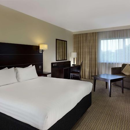 Doubletree By Hilton London Heathrow Airport Hotel Hounslow Room photo