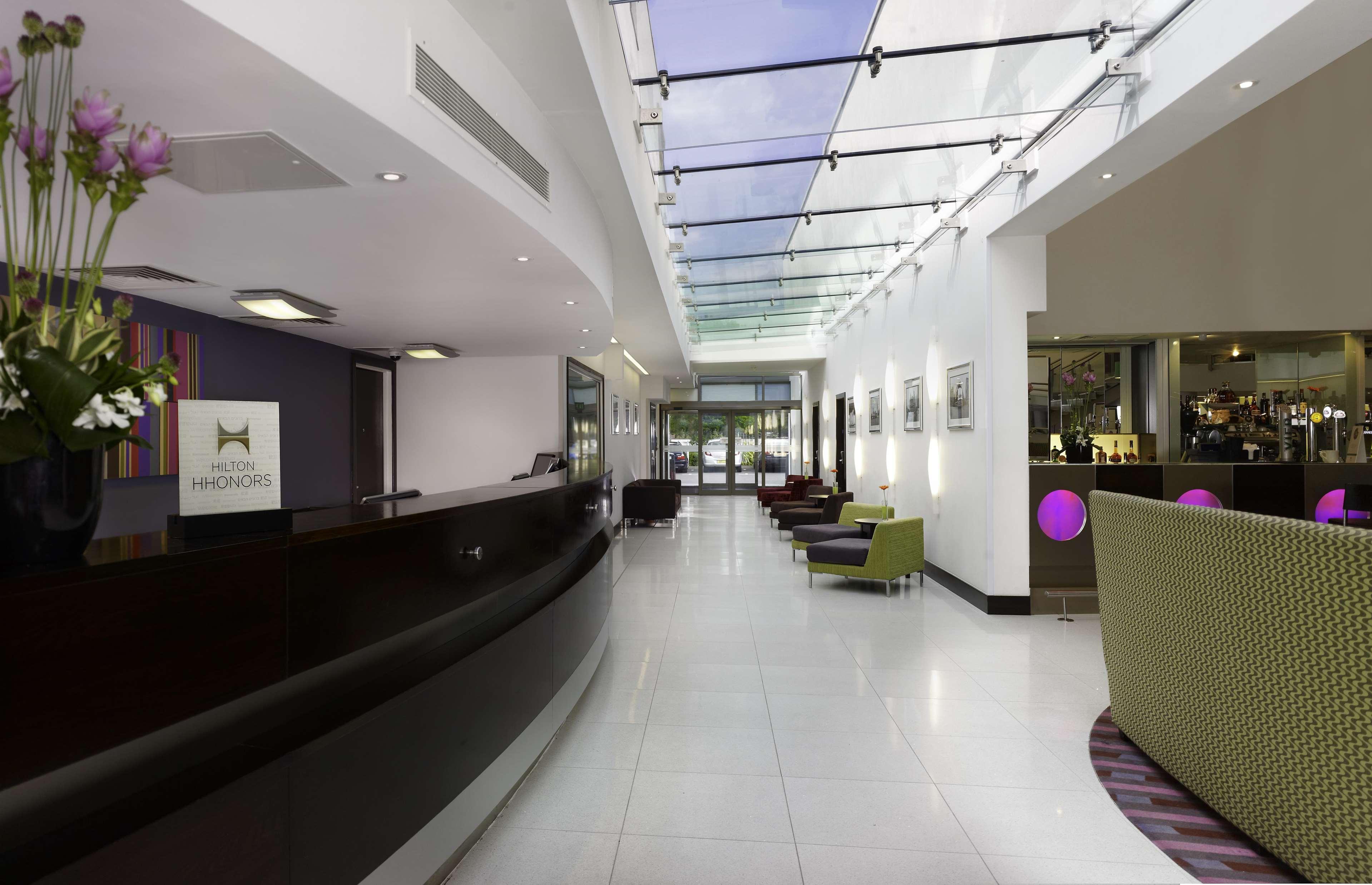 Doubletree By Hilton London Heathrow Airport Hotel Hounslow Interior photo