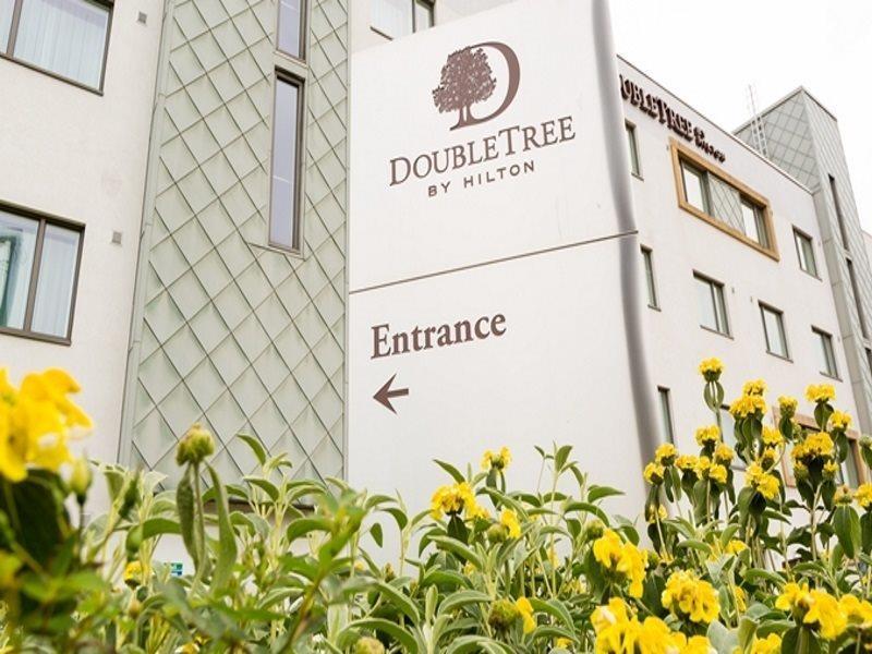 Doubletree By Hilton London Heathrow Airport Hotel Hounslow Exterior photo